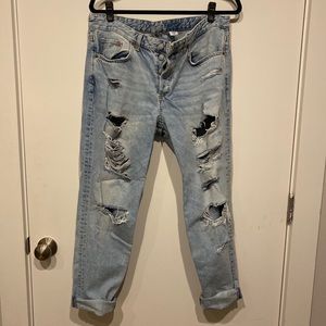 Boyfriend Distressed Cropped Jeans